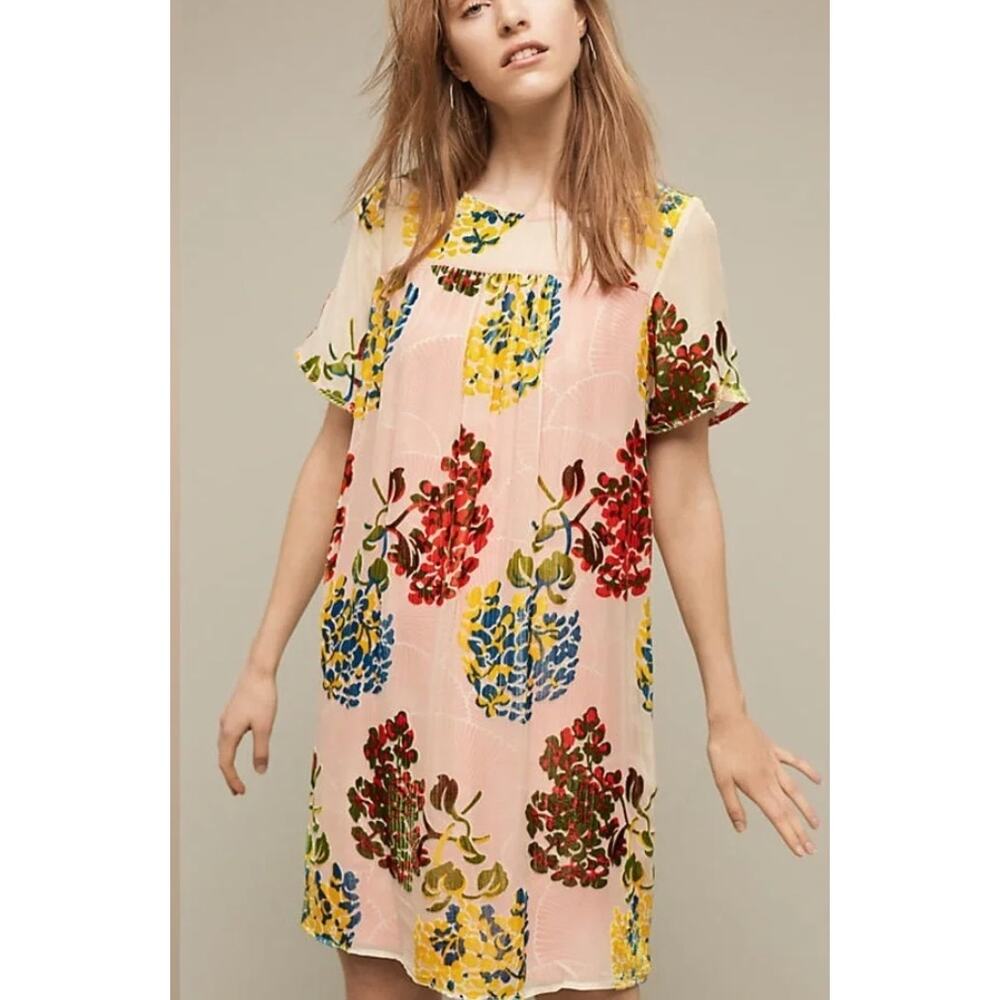 Maeve by Anthropologie Hydrangea Flower Market Swing Dress. Medium
